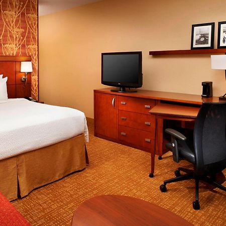 Courtyard Columbus Worthington Hotell Eksteriør bilde
