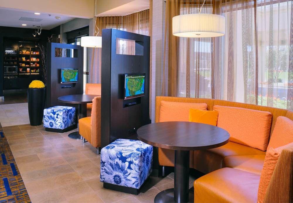 Courtyard Columbus Worthington Hotell Eksteriør bilde