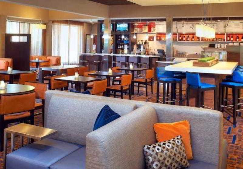 Courtyard Columbus Worthington Hotell Restaurant bilde